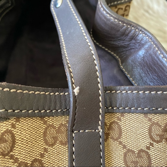 Gucci Sherry Shoulder Bag - Picture 10 of 16